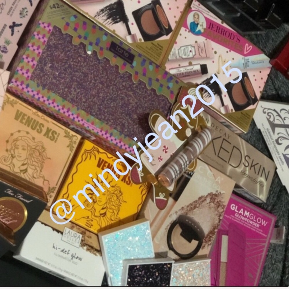 MYSTERY BEAUTY BOX - Picture 14 of 15